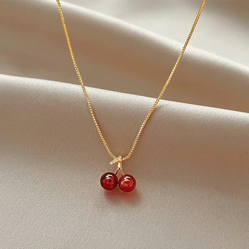 New Wine Red Cherry Gold Color Pendant Necklace for Women Personality Fashion Necklace Wedding Jewelry Birthday Gifts